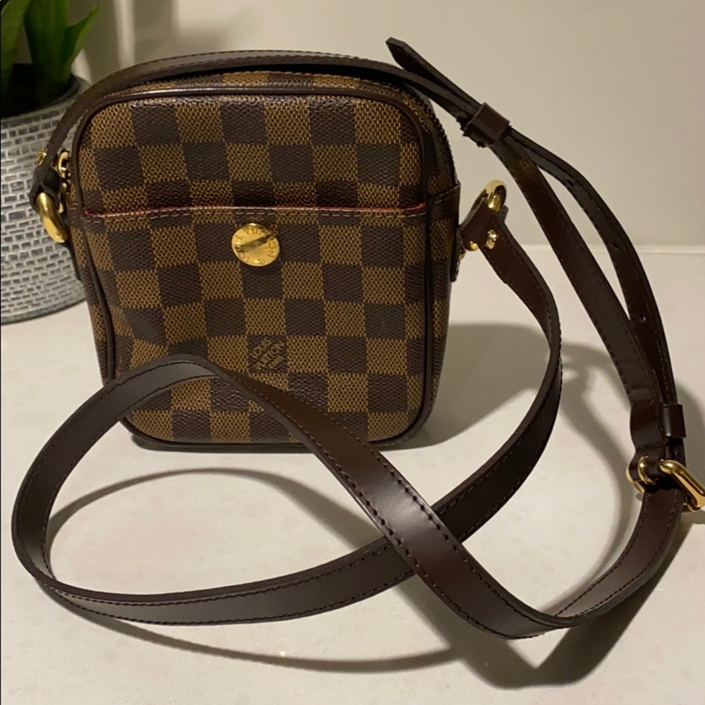 Louis Vuitton Crossbody Bag